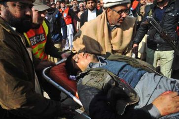 ataque-taliban-campus-peshawar