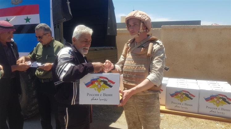 soldado-ruso-ayuda-humanitaria-hasaka