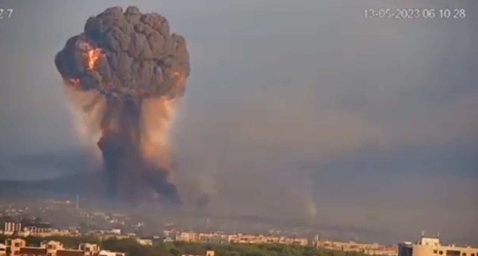 Explosión del depósito de municiones en Khmelnitski