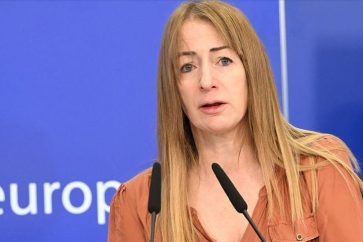 La parlamentaria irlandesa Clare Daly