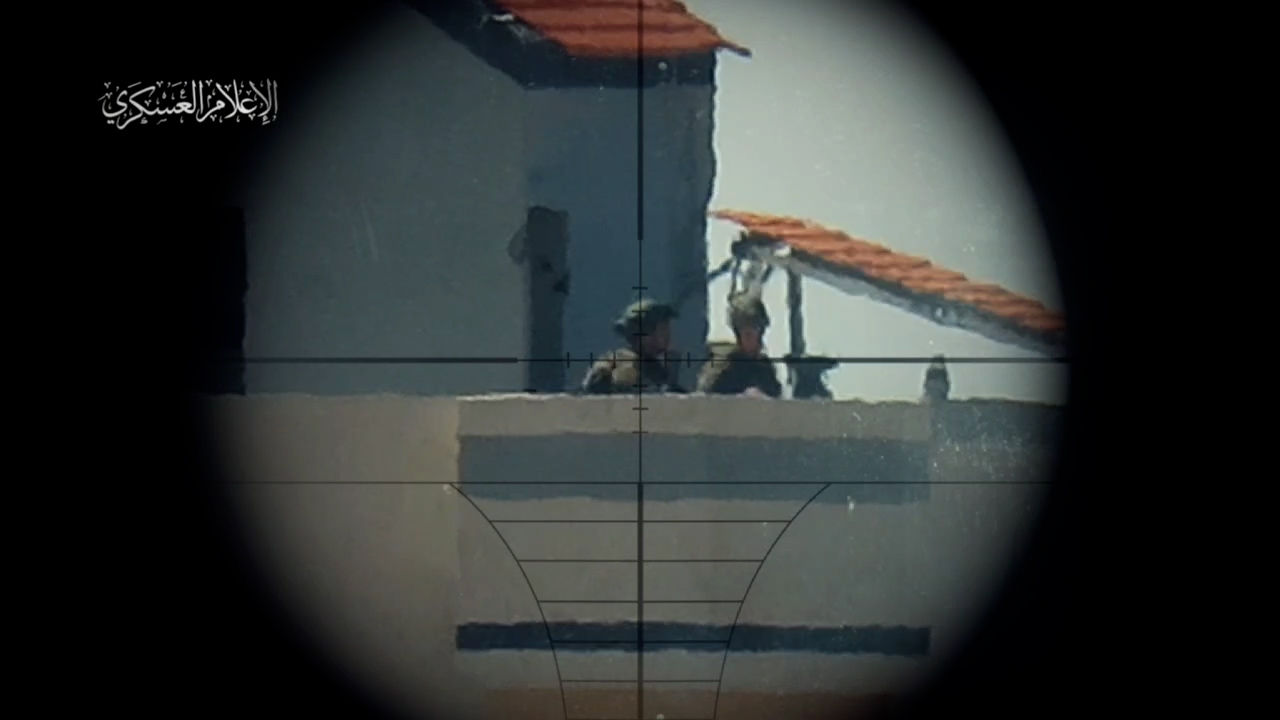 soldados-israelies-apuntados-francotirador-palestino