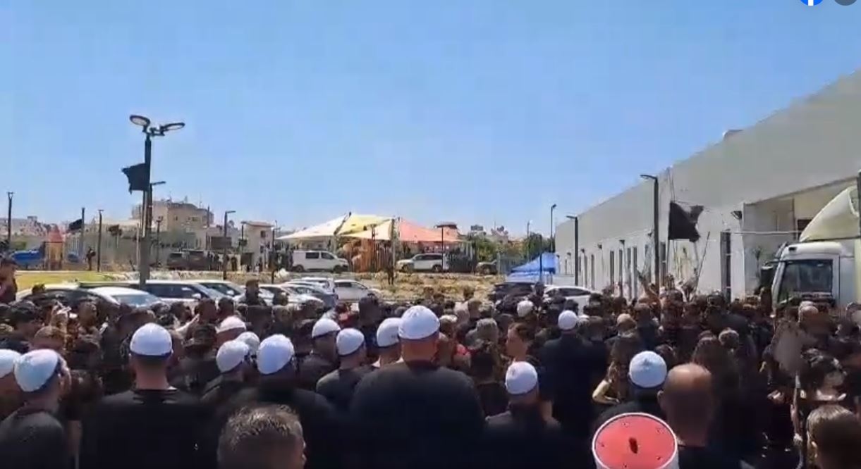 habitantes-maydal-sham-reunidos-contra-visita-netanyahu