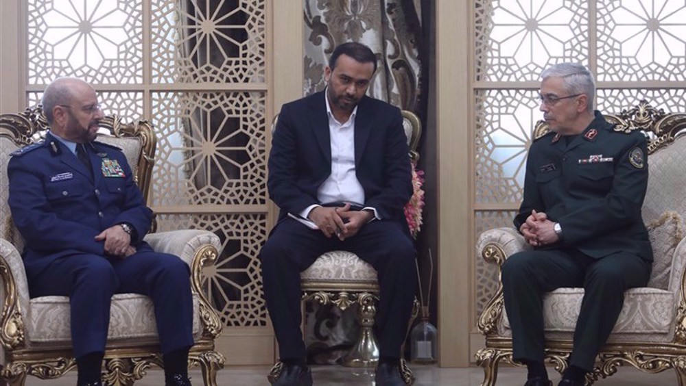 fayyad-ben-hamed-al-ruwaili-jefe-em-saudi-y-mohammad-baqeri