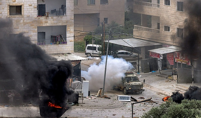 Detonación de artefactos explosivos contra vehículos de ocupación en Tulkarem