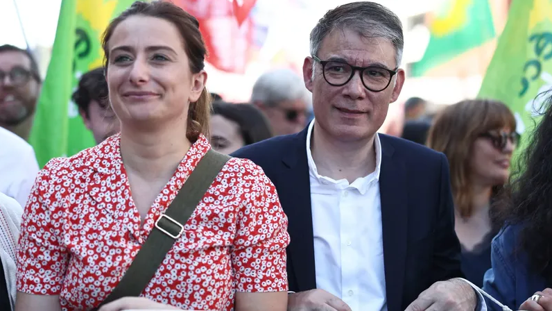 Olivier Fauré (dcha.), líder del Partido Socialista Francés