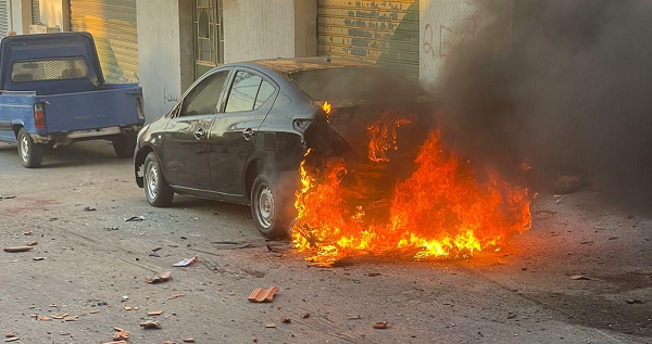 coche-incendiado-ataque-israeli-sur-libano