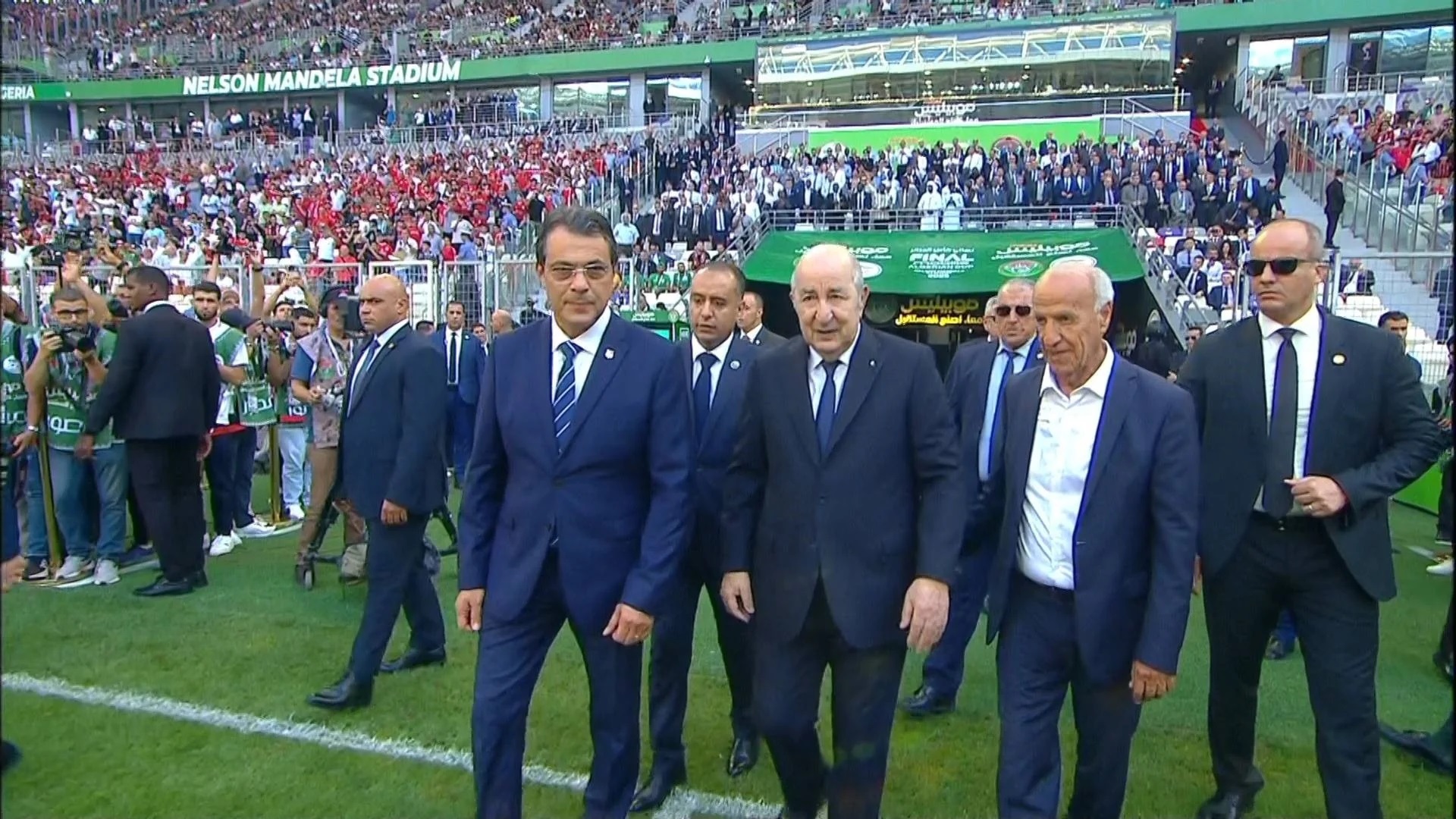 abdel-mayid-tebun-estadio-nelson-mandela