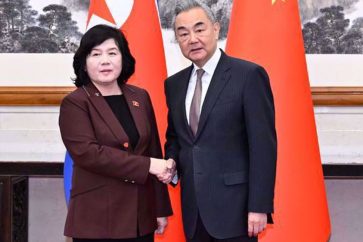 choe-son-hui-y-wang-yi