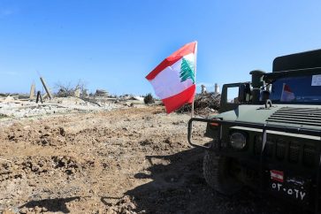 vehiculo-bandera-libano